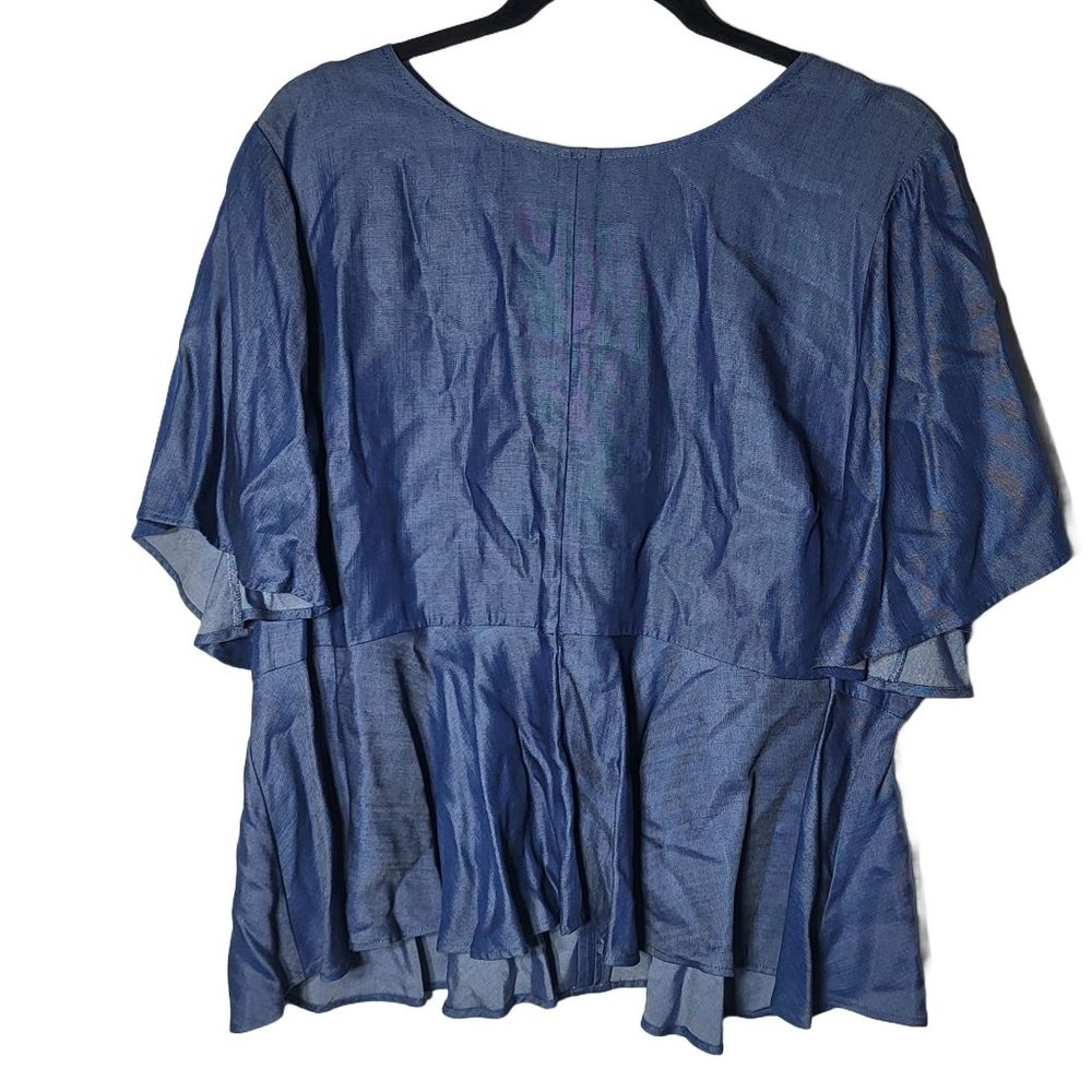 NWT Kaari Blue Womens Blue‎ Chambray Peplum Blouse Size XL Preppy Mature Career